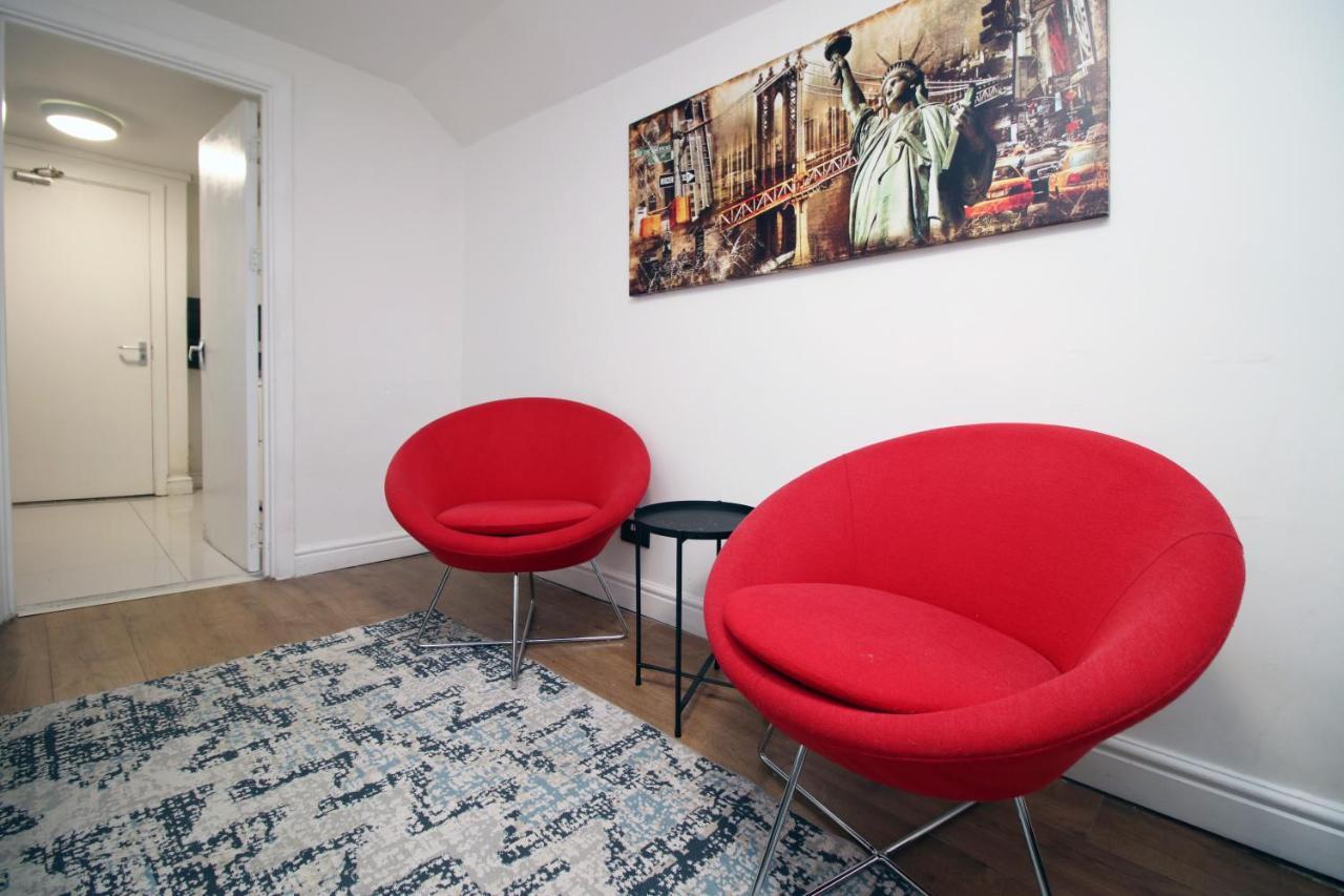 Lovely Studio Flat With Free Parking - Near To City Center Swansea Exterior foto